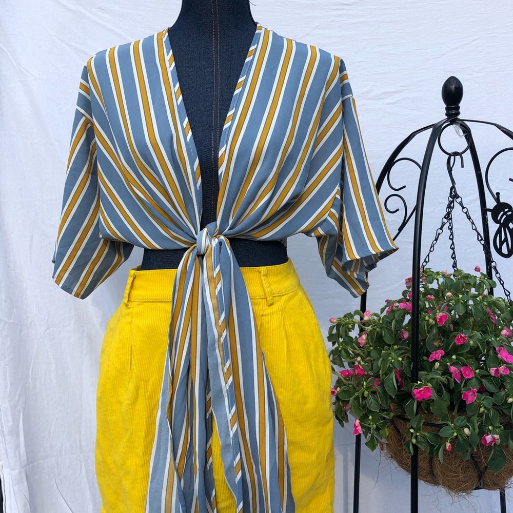 Akira Striped Summer Blouse !